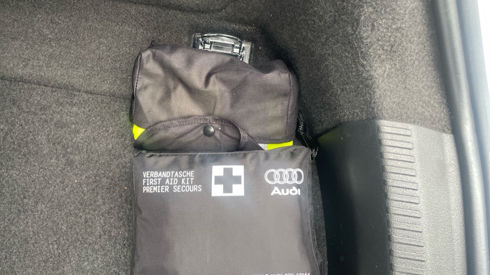 Audi A5 35 TFSI Sport 2dr S Tronic Petrol Coupe - Image 25