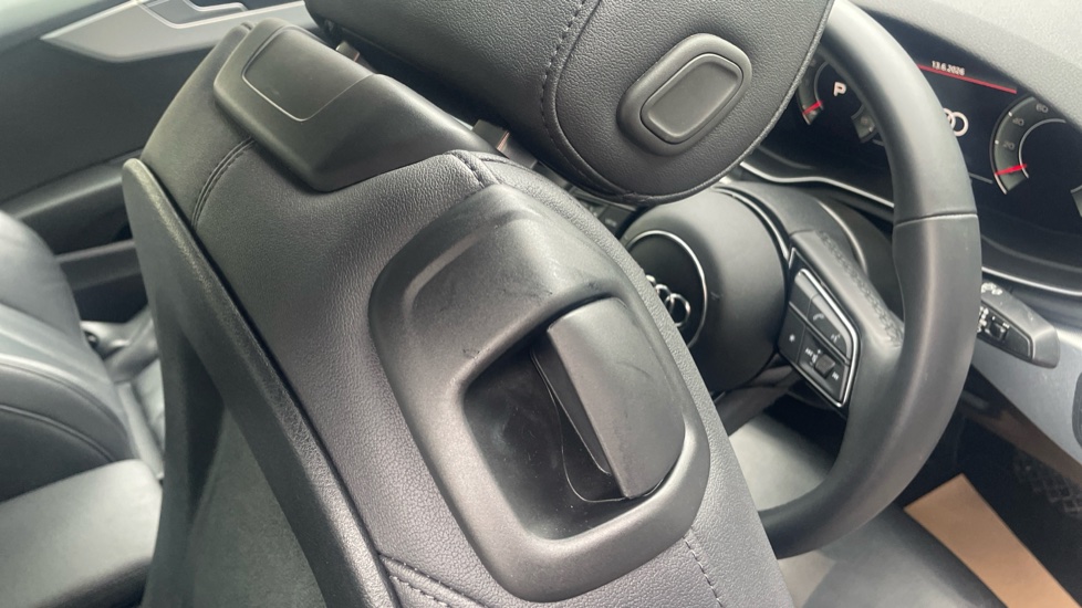 Audi A5 35 TFSI Sport 2dr S Tronic Petrol Coupe - Image 33