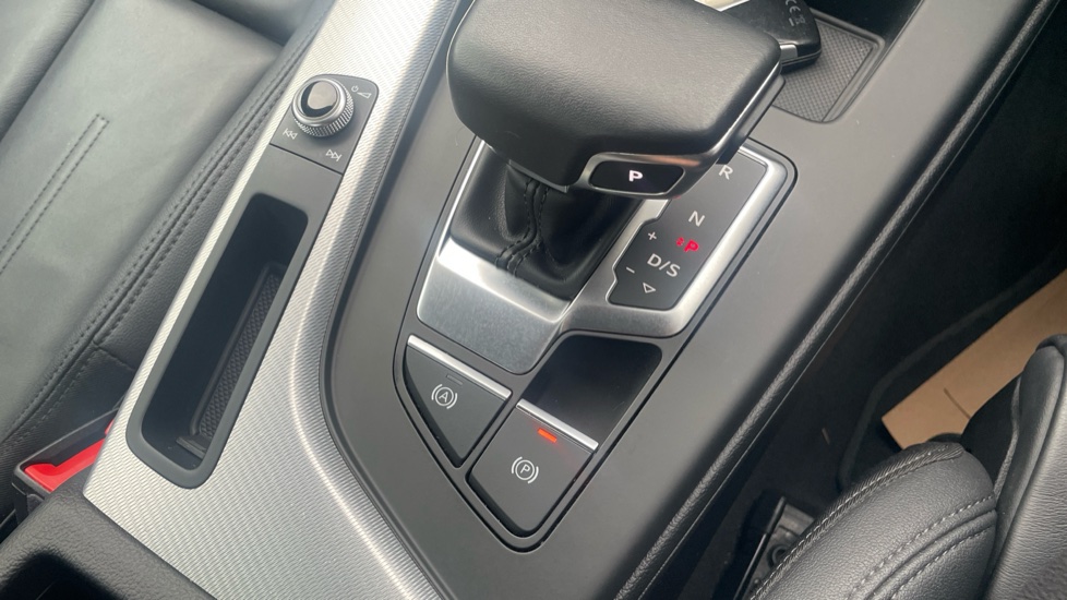 Audi A5 35 TFSI Sport 2dr S Tronic Petrol Coupe - Image 40