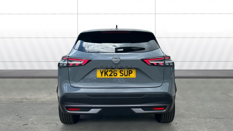 Nissan Qashqai 1.3 DiG-T MH 158 Tekna 5dr Petrol Hatchback - Image 6
