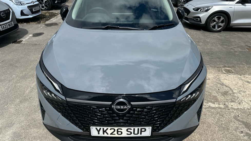 Nissan Qashqai 1.3 DiG-T MH 158 Tekna 5dr Petrol Hatchback - Image 8