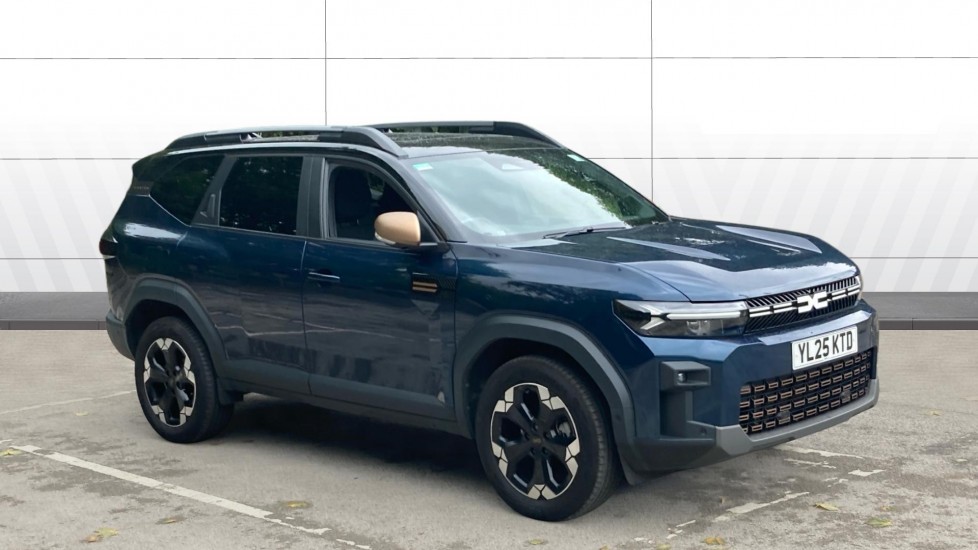 Dacia Bigster 1.8 Hybrid 155 Extreme 5dr Auto Hybrid Estate - Image 1