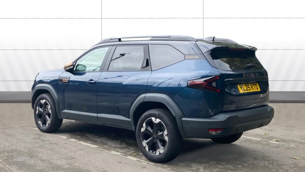Dacia Bigster 1.8 Hybrid 155 Extreme 5dr Auto Hybrid Estate - Image 2