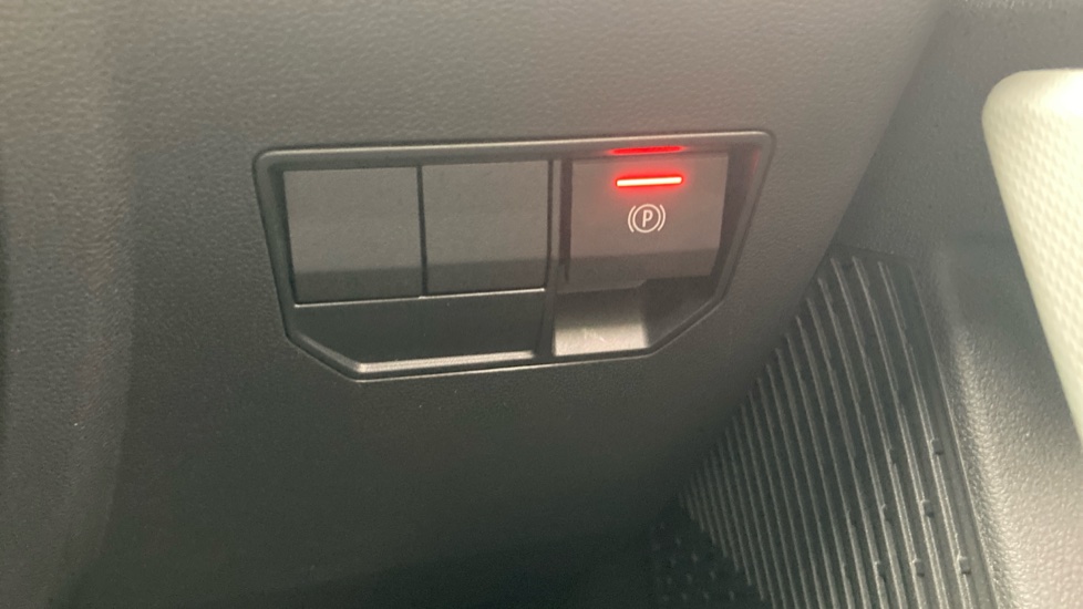 Dacia Bigster 1.8 Hybrid 155 Extreme 5dr Auto Hybrid Estate - Image 26
