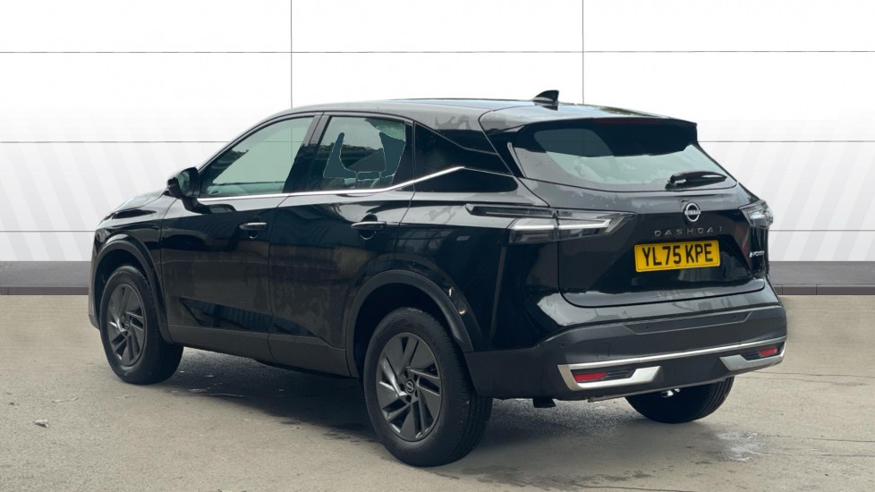 Nissan Qashqai 1.5 E-Power Acenta Premium 5dr Auto Hybrid Hatchback - Image 2