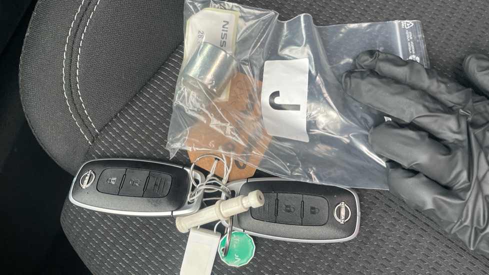 Nissan Qashqai 1.5 E-Power Acenta Premium 5dr Auto Hybrid Hatchback - Image 20