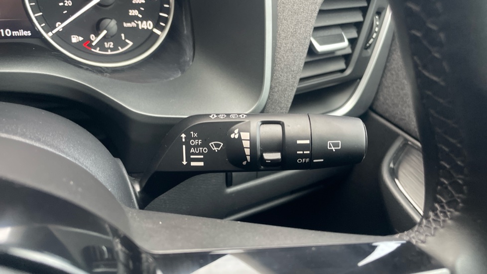 Nissan Qashqai 1.5 E-Power Acenta Premium 5dr Auto Hybrid Hatchback - Image 31