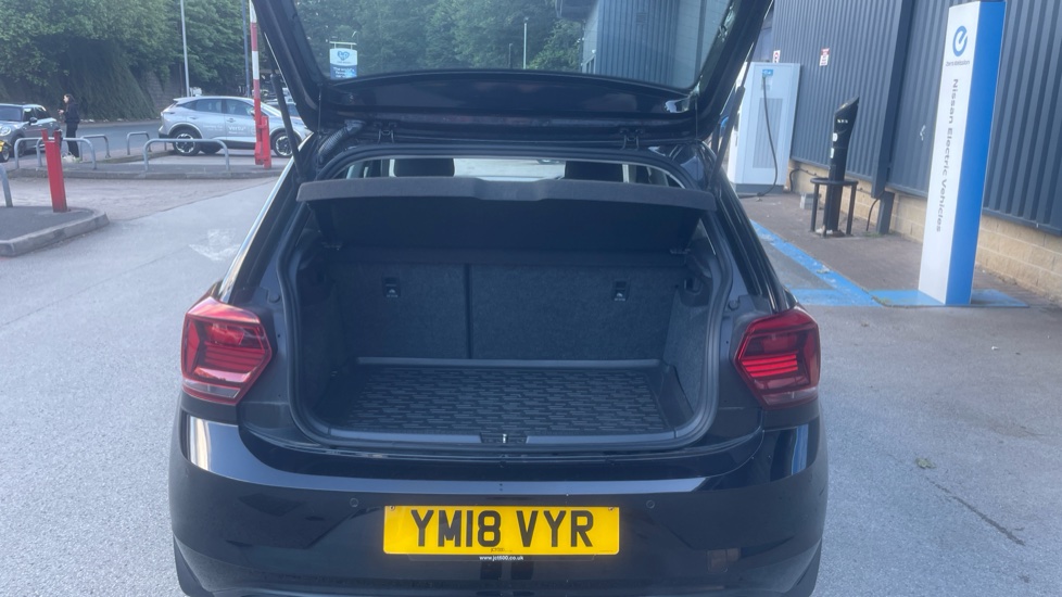 Volkswagen Polo 1.0 TSI 95 SE 5dr Petrol Hatchback - Image 4