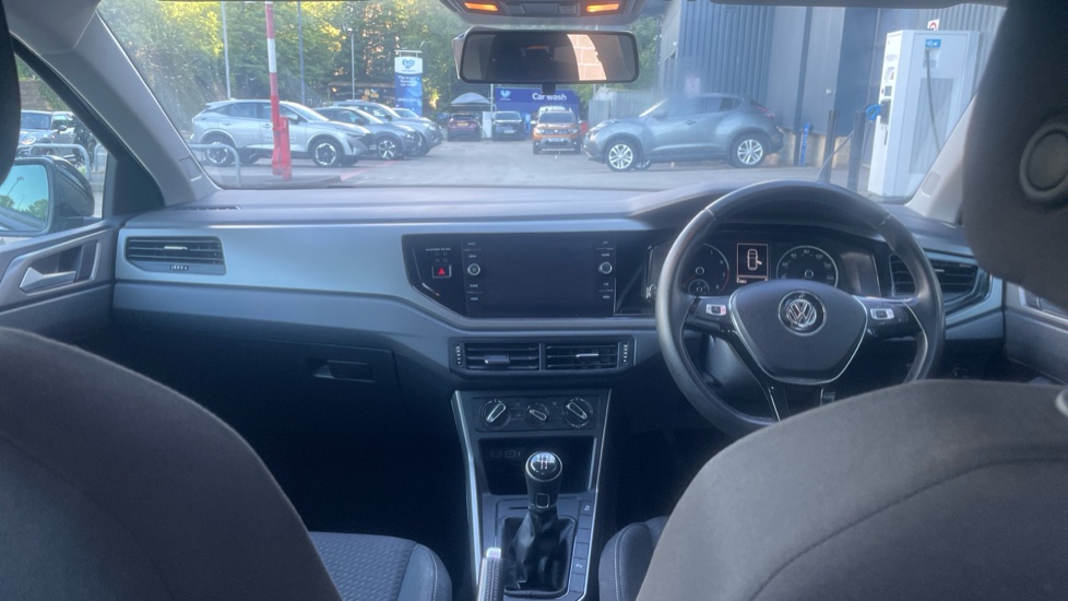 Volkswagen Polo 1.0 TSI 95 SE 5dr Petrol Hatchback - Image 10