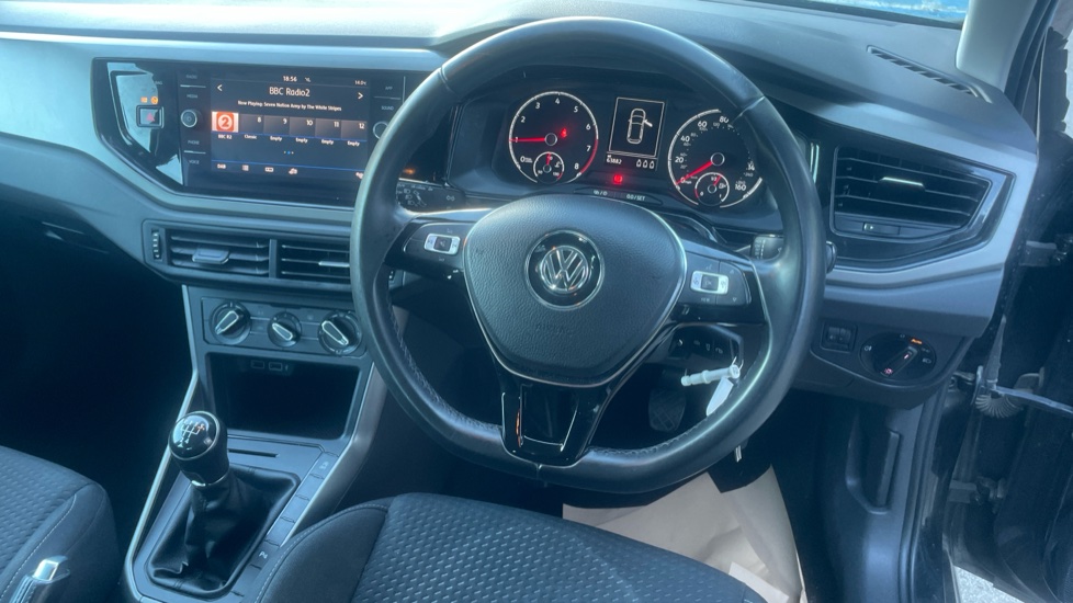 Volkswagen Polo 1.0 TSI 95 SE 5dr Petrol Hatchback - Image 11
