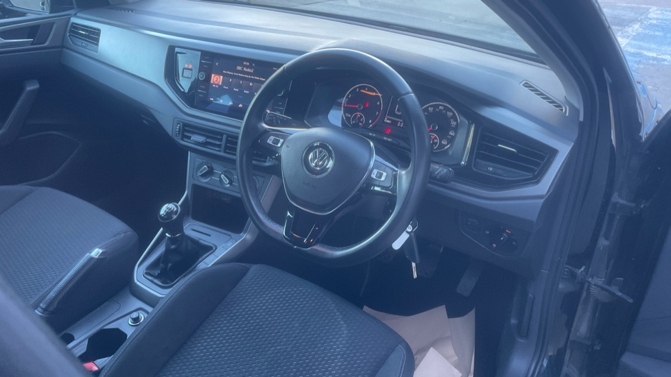 Volkswagen Polo 1.0 TSI 95 SE 5dr Petrol Hatchback - Image 14