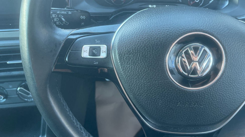 Volkswagen Polo 1.0 TSI 95 SE 5dr Petrol Hatchback - Image 36