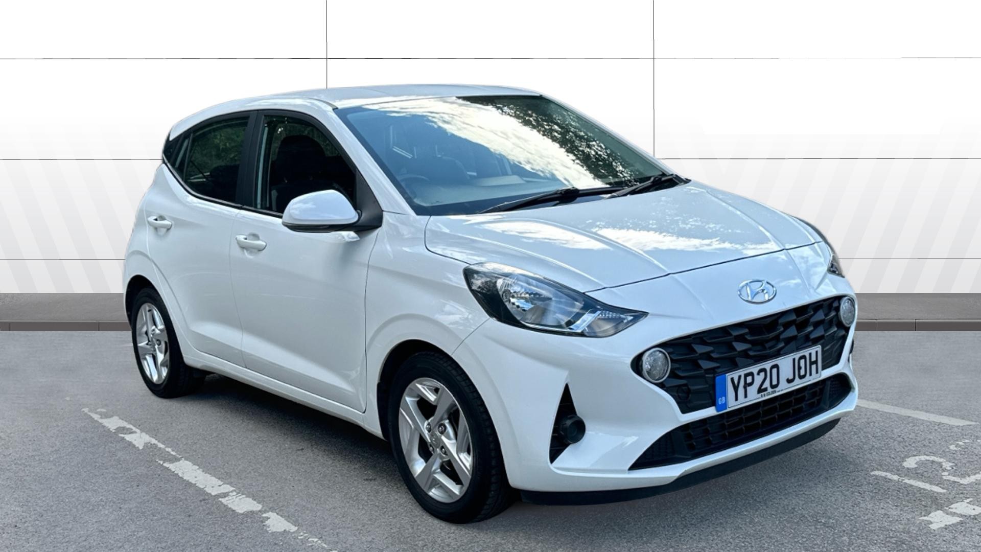 Hyundai i10 listing photo