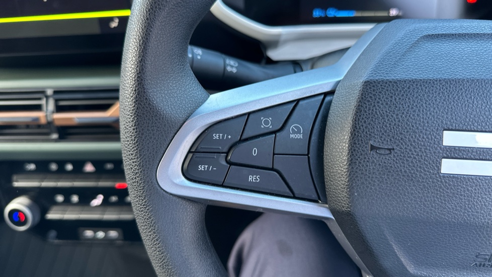 Dacia Spring 27kWh Extreme 65 48kW 5dr Auto Electric Hatchback - Image 23