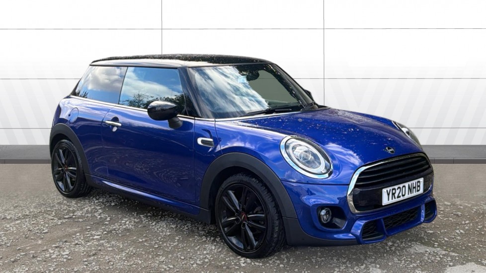MINI Hatchback 1.5 Cooper Sport II 3dr Petrol Hatchback - Image 1