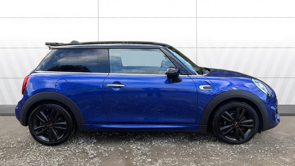 MINI Hatchback 1.5 Cooper Sport II 3dr Petrol Hatchback - Image 5