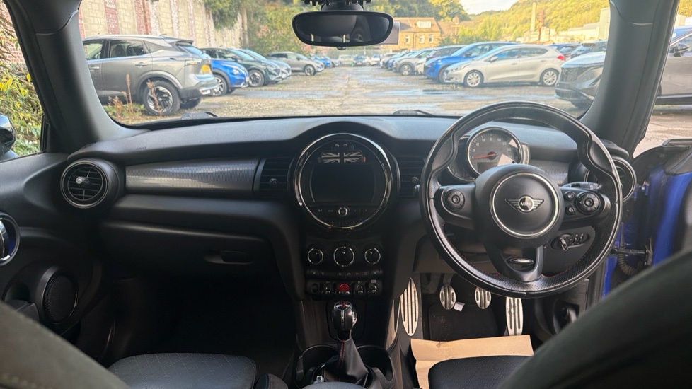 MINI Hatchback 1.5 Cooper Sport II 3dr Petrol Hatchback - Image 10