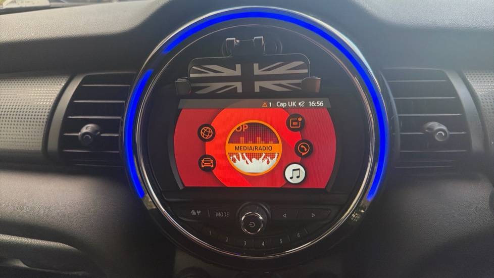 MINI Hatchback 1.5 Cooper Sport II 3dr Petrol Hatchback - Image 12