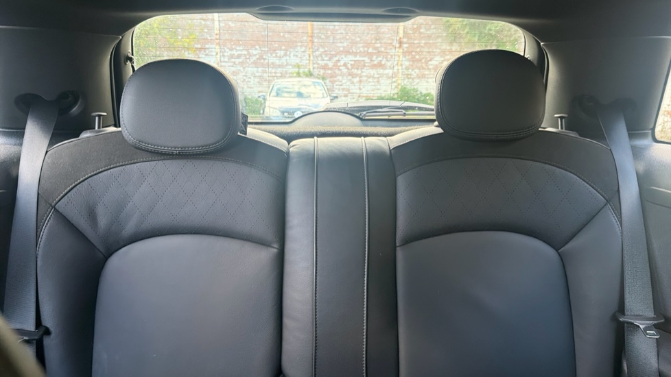 MINI Hatchback 1.5 Cooper Sport II 3dr Petrol Hatchback - Image 15