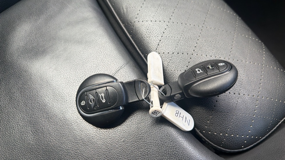 MINI Hatchback 1.5 Cooper Sport II 3dr Petrol Hatchback - Image 20