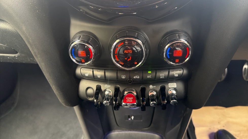 MINI Hatchback 1.5 Cooper Sport II 3dr Petrol Hatchback - Image 42