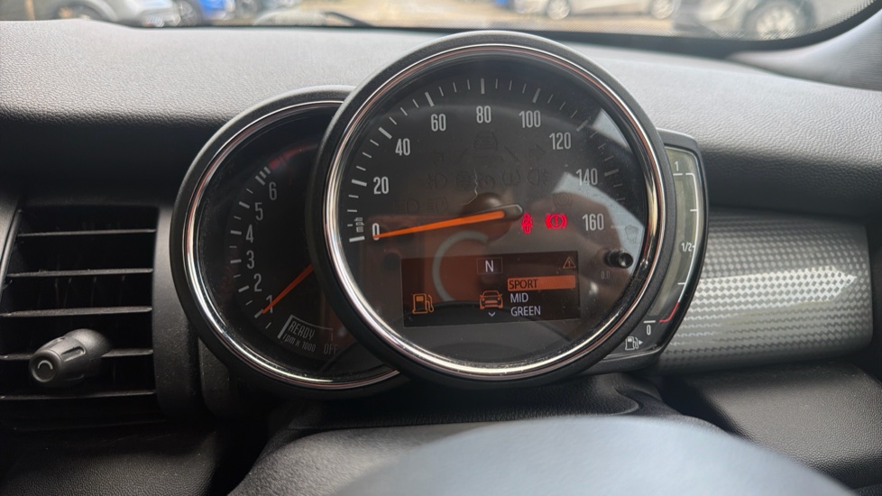 MINI Hatchback 1.5 Cooper Sport II 3dr Petrol Hatchback - Image 43