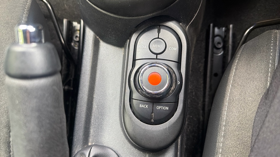 MINI Hatchback 1.5 Cooper Sport II 3dr Petrol Hatchback - Image 46