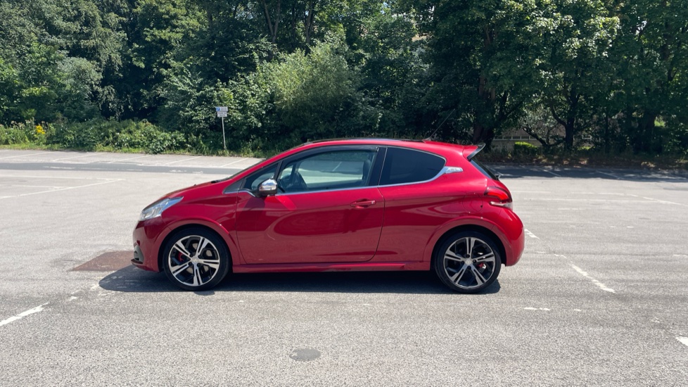 Peugeot 208 1.6 THP GTi Prestige 3dr Petrol Hatchback - Image 8