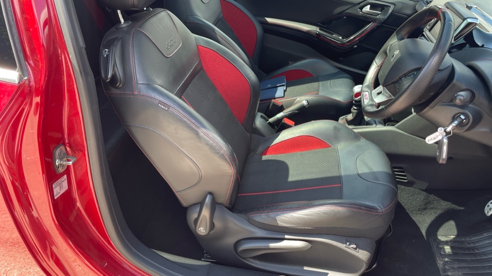 Peugeot 208 1.6 THP GTi Prestige 3dr Petrol Hatchback - Image 28