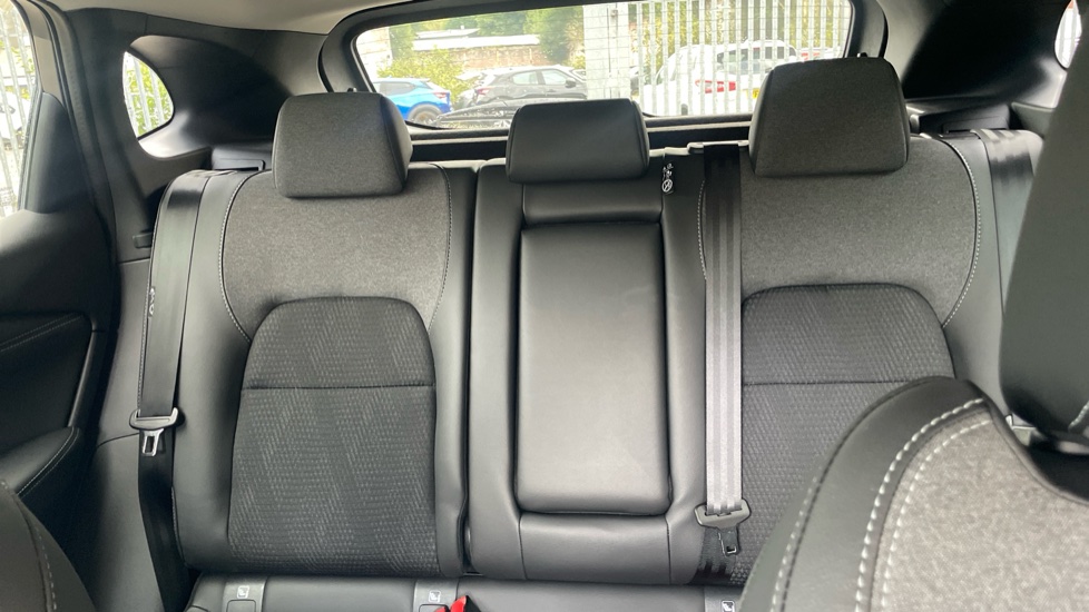 Nissan Qashqai 1.3 DiG-T MH N-Connecta 5dr Petrol Hatchback - Image 15