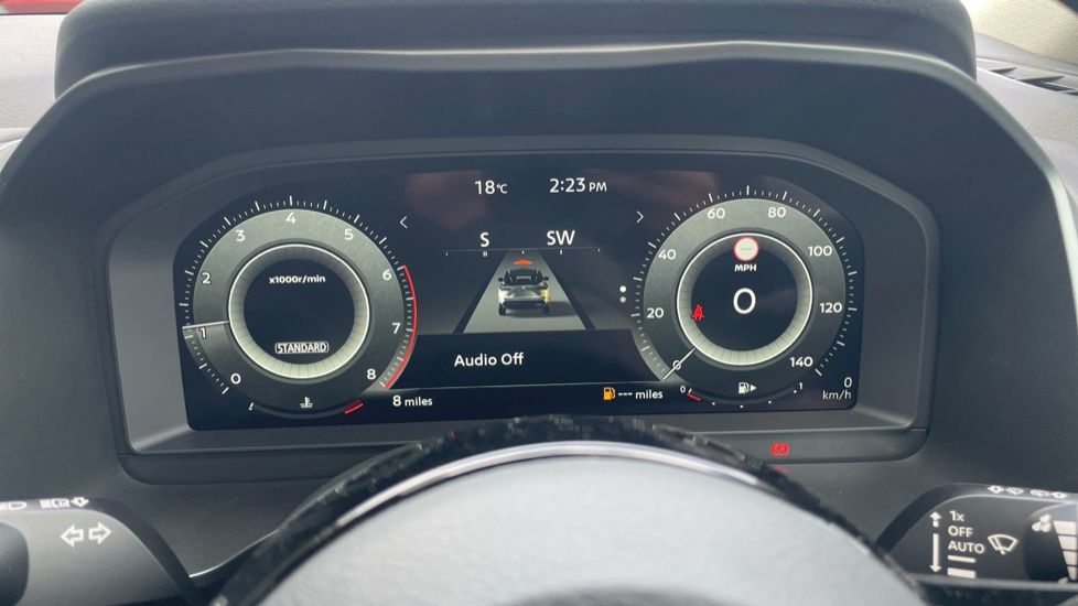 Nissan Qashqai 1.3 DiG-T MH N-Connecta 5dr Petrol Hatchback - Image 18