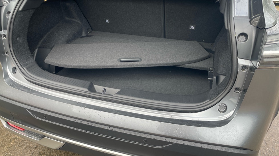 Nissan Qashqai 1.3 DiG-T MH N-Connecta 5dr Petrol Hatchback - Image 25