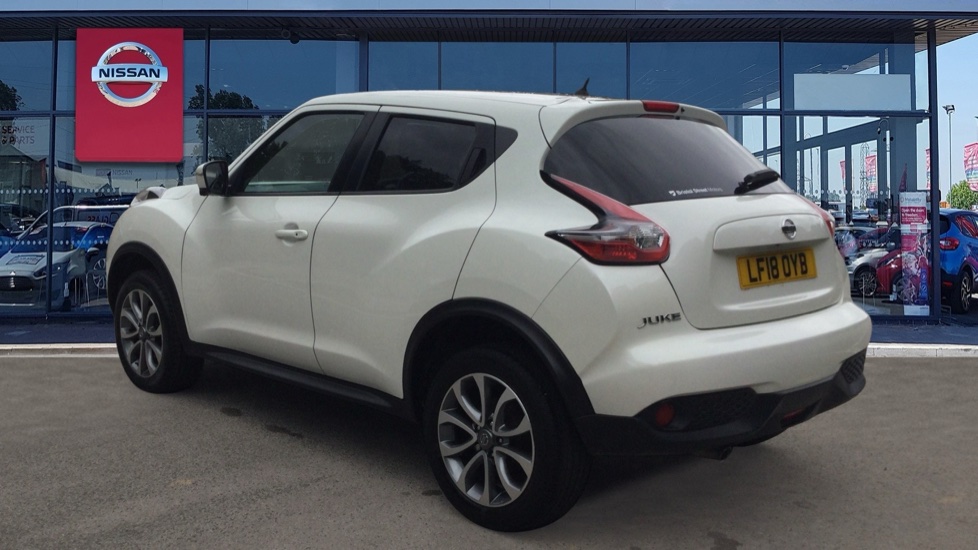 Nissan Juke 1.6 Tekna 5dr Xtronic Petrol Hatchback - Image 2