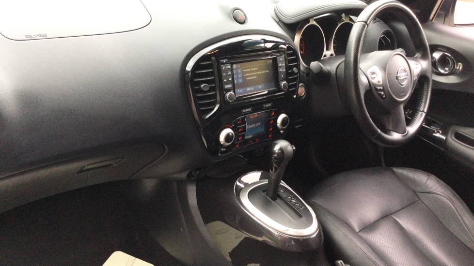 Nissan Juke 1.6 Tekna 5dr Xtronic Petrol Hatchback - Image 9
