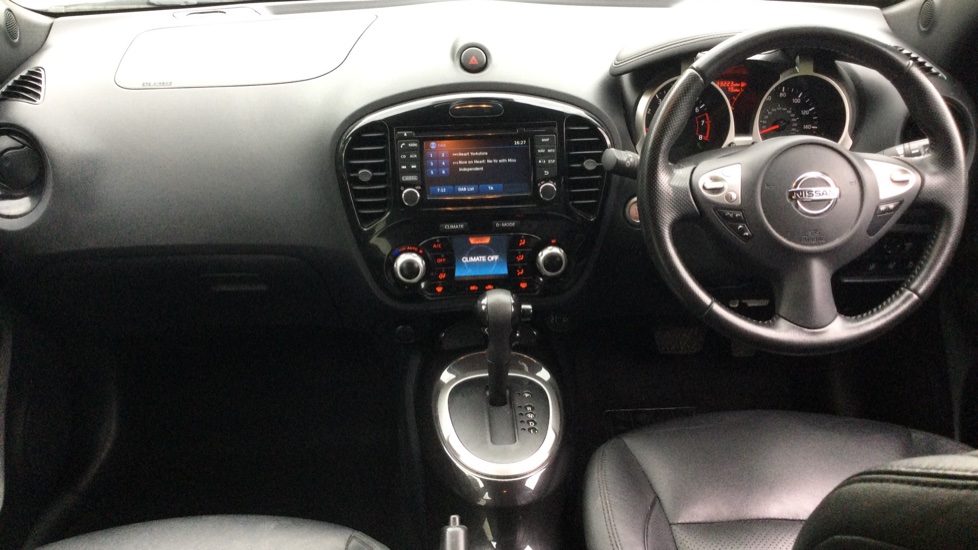 Nissan Juke 1.6 Tekna 5dr Xtronic Petrol Hatchback - Image 10