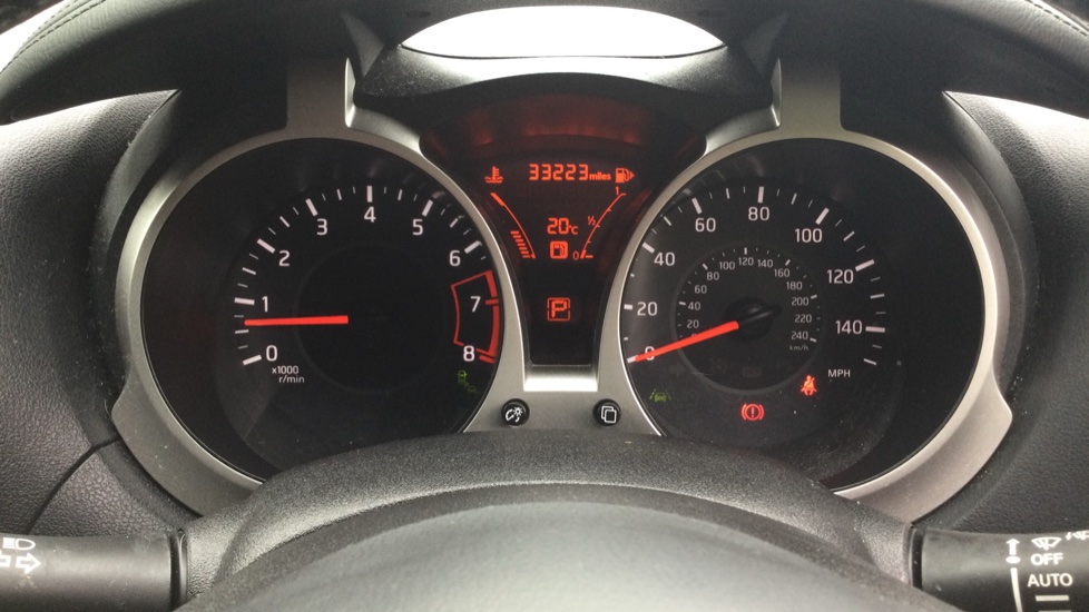Nissan Juke 1.6 Tekna 5dr Xtronic Petrol Hatchback - Image 18