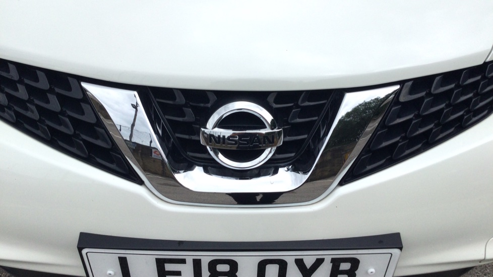 Nissan Juke 1.6 Tekna 5dr Xtronic Petrol Hatchback - Image 26