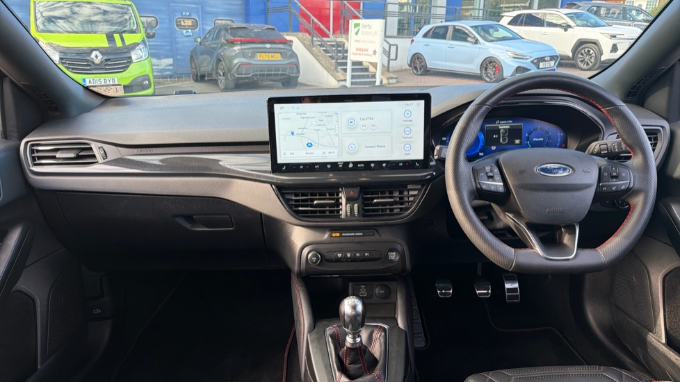 Ford Focus 1.0 EcoBoost Hybrid mHEV ST-Line X 5dr Petrol Hatchback - Image 10