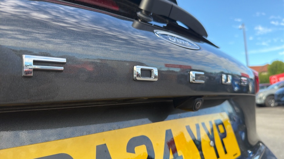 Ford Focus 1.0 EcoBoost Hybrid mHEV ST-Line X 5dr Petrol Hatchback - Image 23