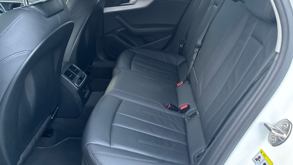 Audi A4 40 TFSI 204 Sport Edition 5dr S Tronic Petrol Estate - Image 16