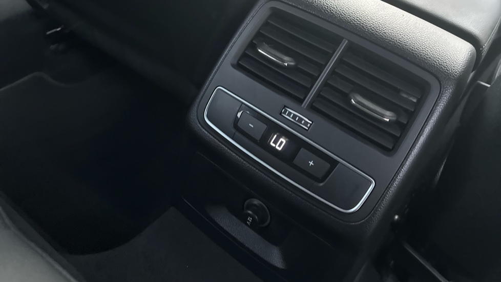 Audi A4 40 TFSI 204 Sport Edition 5dr S Tronic Petrol Estate - Image 33