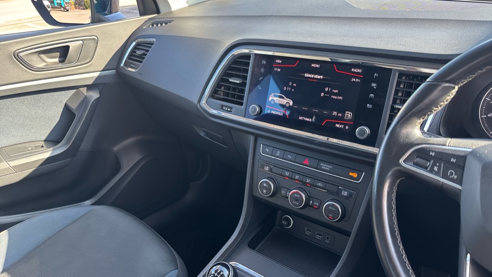 SEAT Ateca 1.0 TSI Ecomotive SE Technology [EZ] 5dr Petrol Estate - Image 14