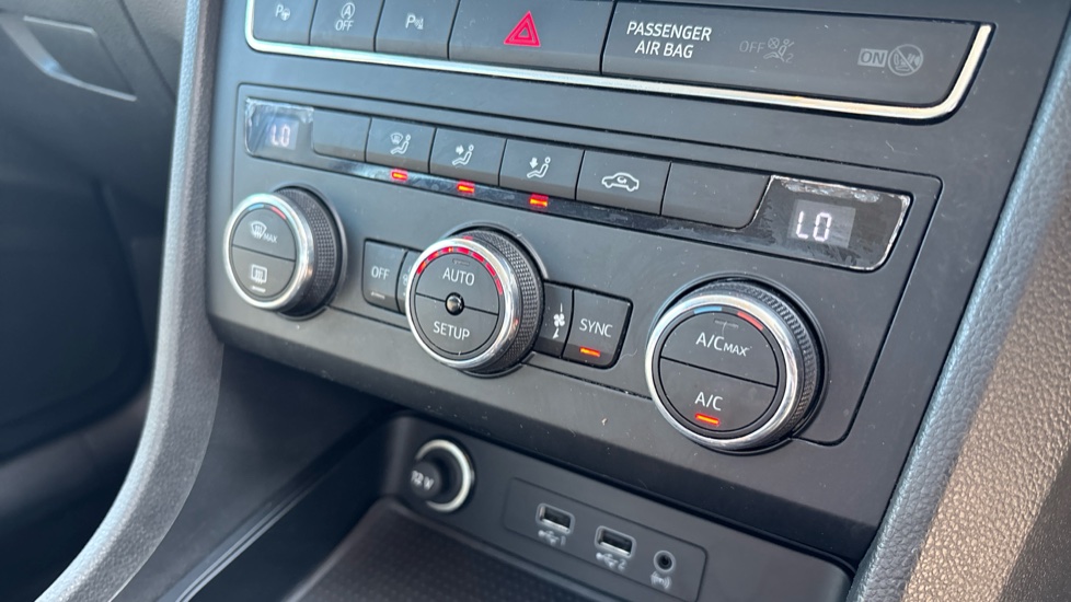 SEAT Ateca 1.0 TSI Ecomotive SE Technology [EZ] 5dr Petrol Estate - Image 29
