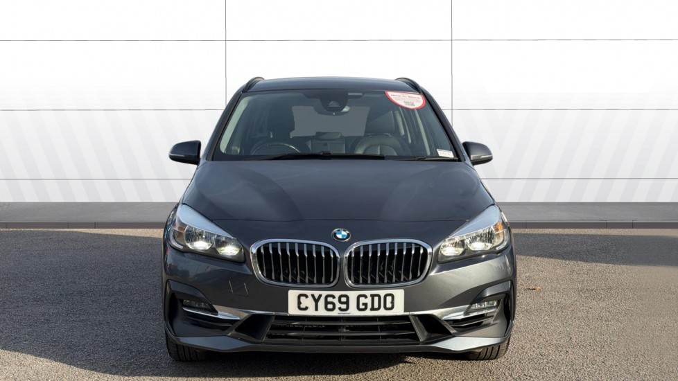 BMW 2 Series 220i Luxury 5dr DCT Petrol Estate - Image 3