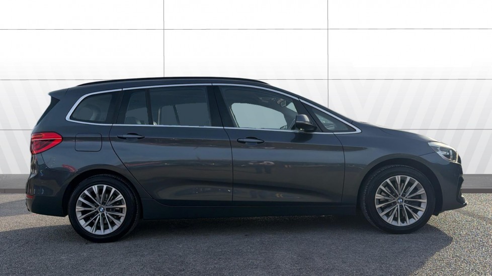 BMW 2 Series 220i Luxury 5dr DCT Petrol Estate - Image 5