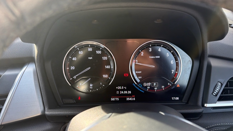 BMW 2 Series 220i Luxury 5dr DCT Petrol Estate - Image 18