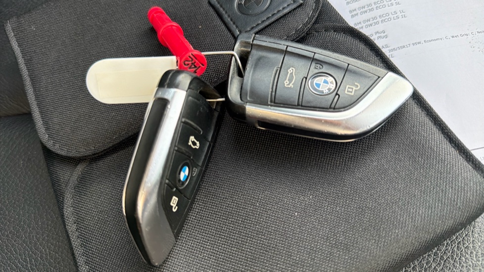 BMW 2 Series 220i Luxury 5dr DCT Petrol Estate - Image 20