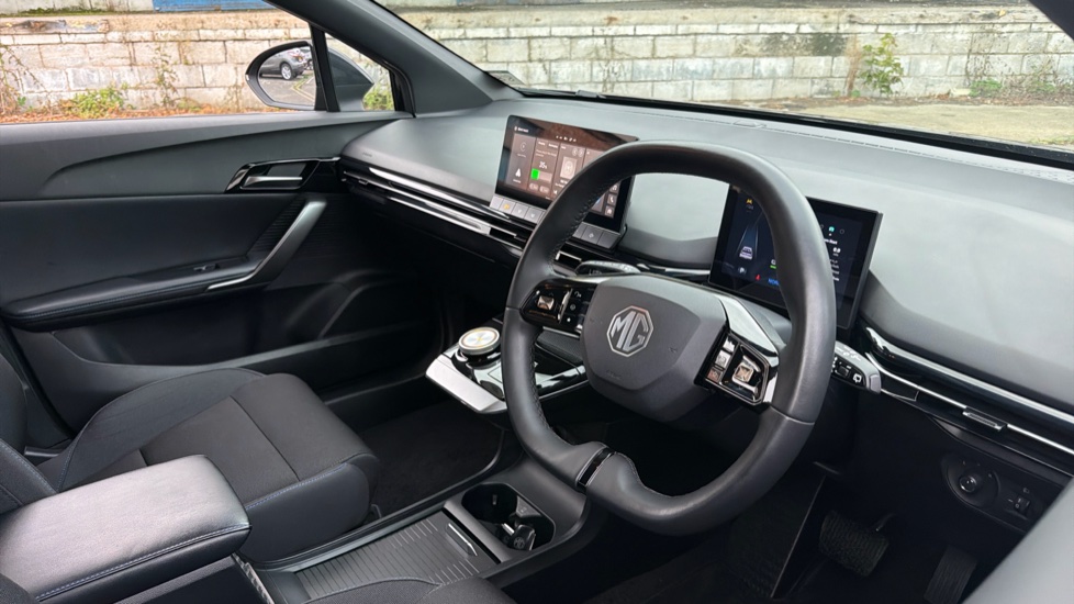 MG MG4 125kW SE EV 51kWh 5dr Auto Electric Hatchback - Image 11