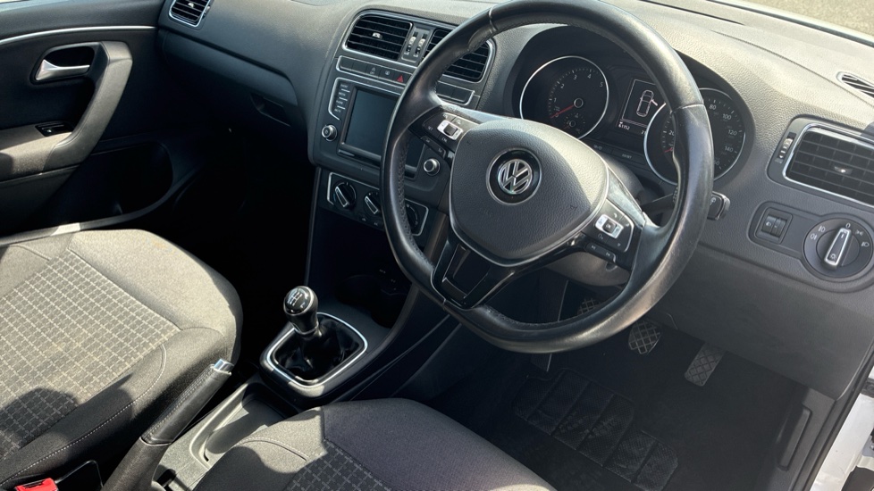 Volkswagen Polo 1.0 Match 3dr Petrol Hatchback - Image 11
