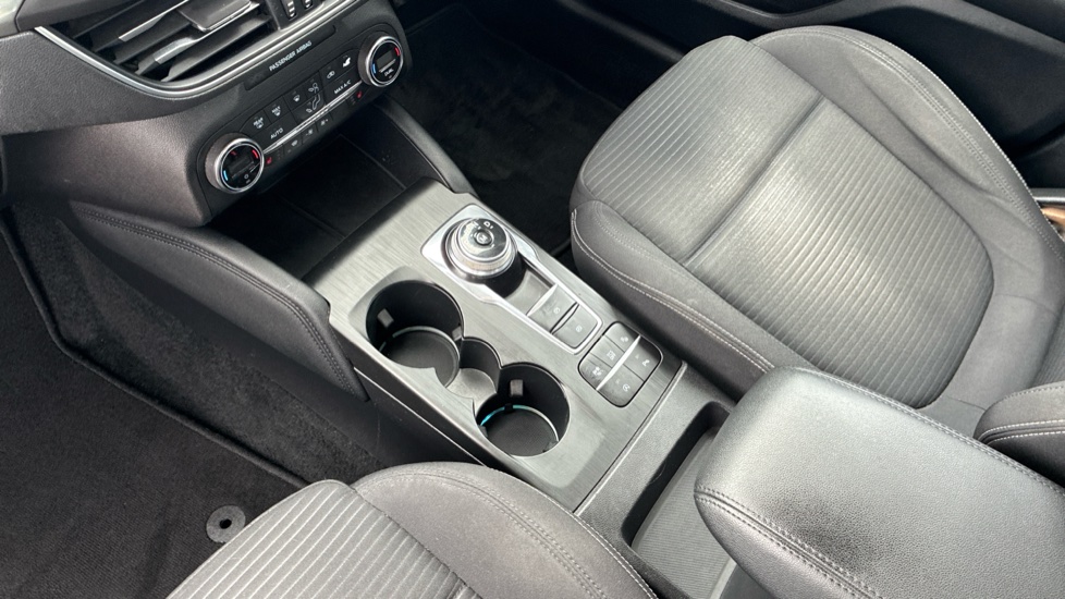 Ford Focus 1.0 EcoBoost 125 Titanium 5dr Auto Petrol Hatchback - Image 13